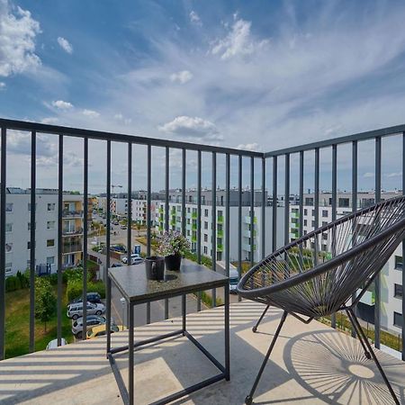 Exclusive Apartment With Balcony & Parking Wroclaw By Renters Prestige Luaran gambar