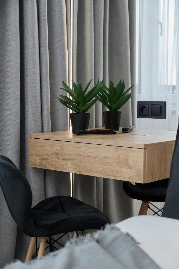 Exclusive Apartment With Balcony & Parking Wroclaw By Renters Prestige Luaran gambar