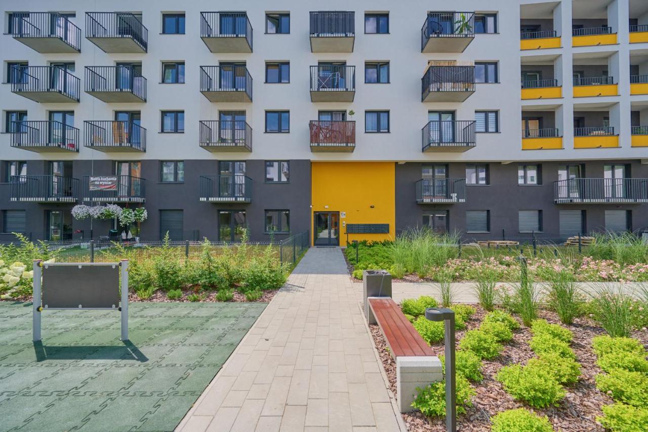 Exclusive Apartment With Balcony & Parking Wroclaw By Renters Prestige Luaran gambar